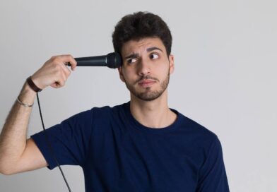 Lunedì 18 dicembre 2023 Vincenzo Comunale a Fermo per AISM Teatro dell’Aquila